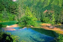 九寨黄龙高铁三日游行程和攻略